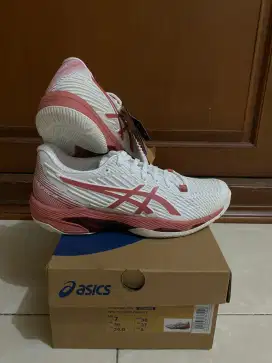 Sepatu Tennis asics