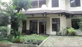 DIJUAL CEPAT RUMAH MEWAH DAN ASRI DI JAKARTA SELATAN