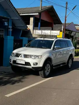 Mitshubisi Pajero Sport Dakar 2013