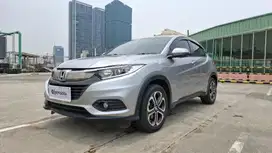 Pajak Panjang TDP 10Jt Honda HR-V 1.5 E Bensin-AT 2019 Abu