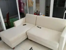 Tukang service sofa