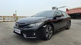 TDP 15Jt Honda Civic 1.5 S Hatchback Bensin-AT 2019 Hitam /