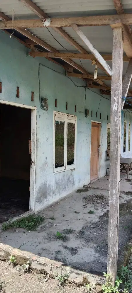 Dijual Tanah dan Bangunan Murah