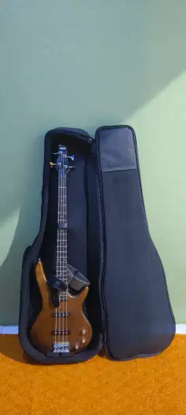 Bass ibanez gio GSR 180LBF original dan gitar akustik cowboy