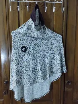 Hijab langsung polkadot