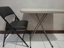 Di jual meja lipat plus kursi