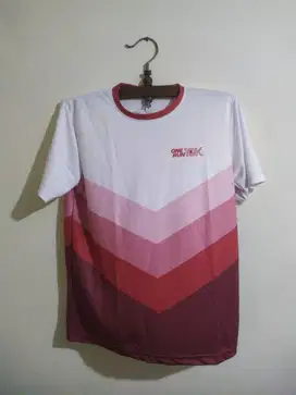 Jersey lari bekas (Pria)