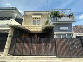 Dijual Villa Full Furnished di Jl Hm Yamin Gang Padi, Medan