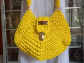 Tas wanita rajut