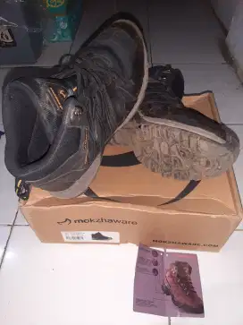 Sepatu Hiking Mokzhaware