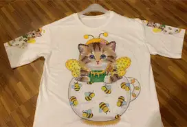 Kaos kekinian kucing dengan mute timbul