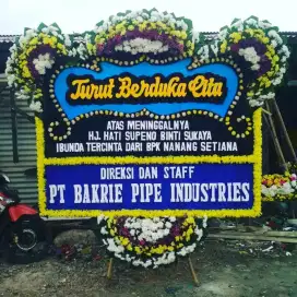 Karangan bunga papan