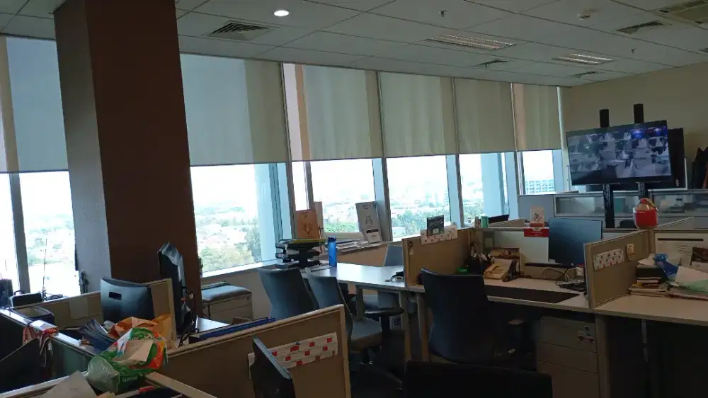 Roller Blinds kantor Rumah