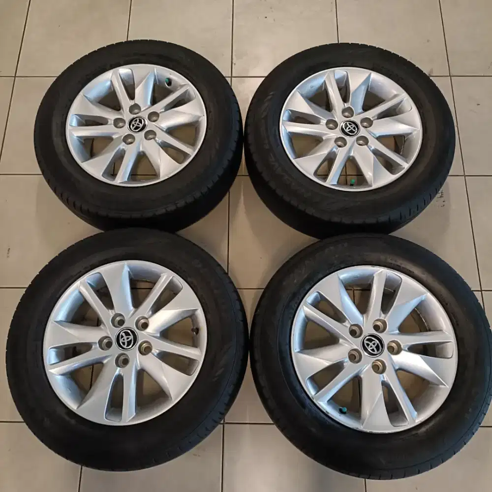 OEM Innova Reborn R16 (velg only)