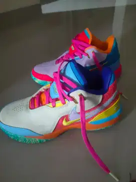 Sepatu Basket Nike Lebron Nxxt