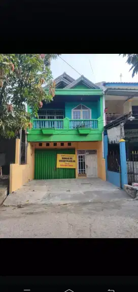 Di kontrakkan rumah toko 2 lantai