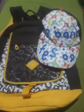 Topi dan Tas : 2 ( Pcs )
