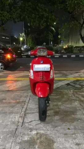 Dijual vespa sprint iget 2018