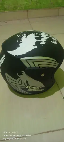 Helm baru VENOM Bxp half face