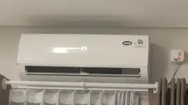 Ac split 1 1/2 pk midea masih 90;%