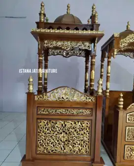Mimbar masjid khutbah ukir kayu jati