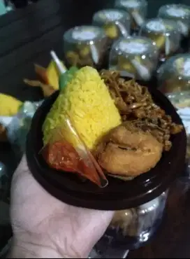 Tumpeng Mini ( TUMINI)  Ayam Goreng Termurah