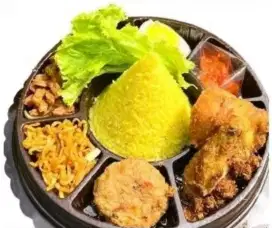 Tumpeng Mini Ayam Goreng Serundeng Halal Termurah