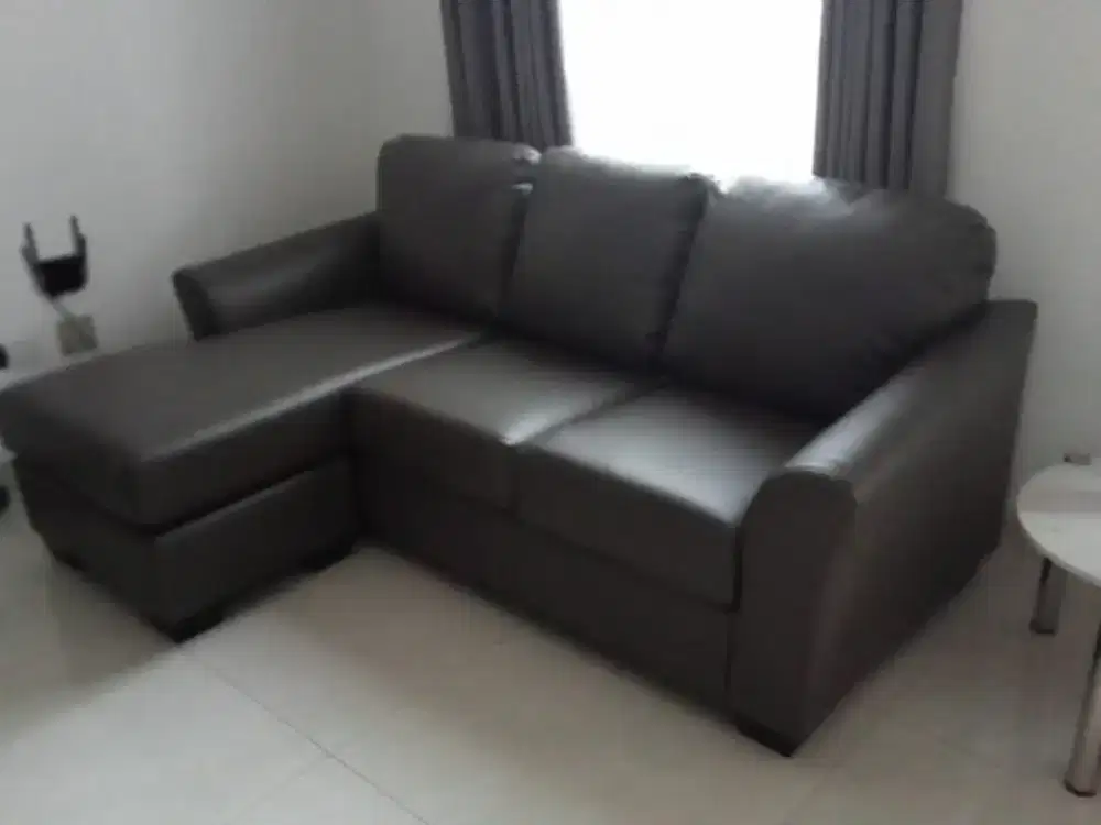 Melayani service sofa