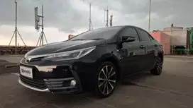 TDP 31Jt Toyota Corolla Altis 1.8 V Bensin-AT 2019 Hitam /