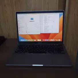Macbook Pro 13 2020 i7 16 / 500GB