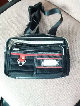 Jual 1 buah tas pinggang poloroad
