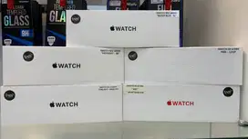 Apple Watch SE 2 & Apple watch S9