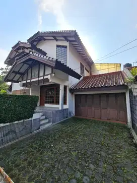 Dijual Rumah di Komplek Griya Mas Pasteur