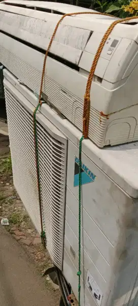 Jual disini AC bekas/rusak nya