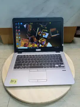 Laptop EX KANTOR HP17 AMD A8 mesin SEGEL/MULUS BISA COD SPEK GAMING