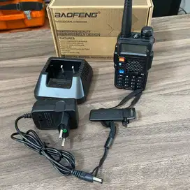 Walkie Talkie Baofeng UV-5R