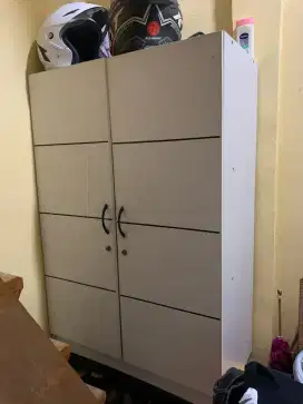 Lemari 2 pintu kecil