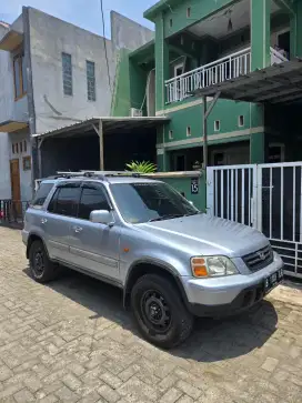 Dijual Cepat Honda CrV gen 1 matic