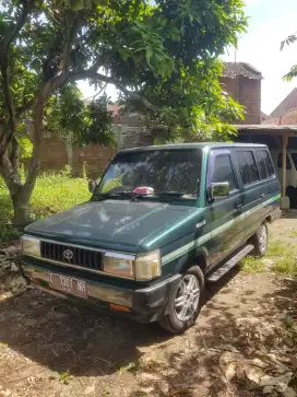 Toyota kijang 1988