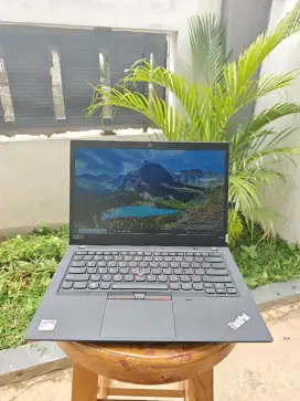 Lenovo AMD RYZEN Pro 7 Ram 16Gb