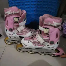 Sepatu Roda Anak merk Cougar