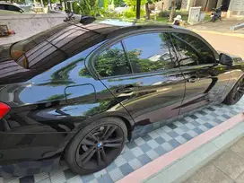 Bmw 328i 2013 black on red