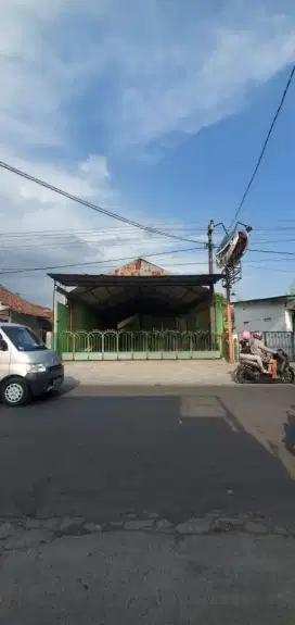 Gudang disewakan akses tronton lokasi bantul