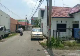 RUMAH AKSES 2 JALAN BISA BUAT KANTOR, GUDANG, USAHA DI TLOGOSARI