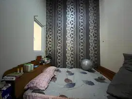 Ranjang kayu estetik