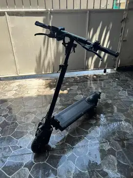 Skuter Skutis Anoa EX+ Scooter