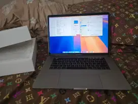 Macbook pro 2018 15inch