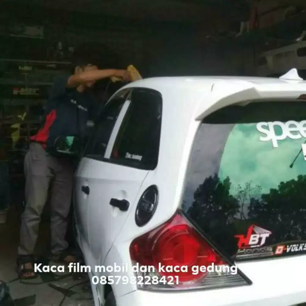 Kaca film mobil dan kaca gedung