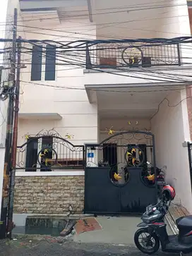 Dijual Rumah Baru Gress Minimalis Ploso Timur 2 Lantai Bagus Terawat