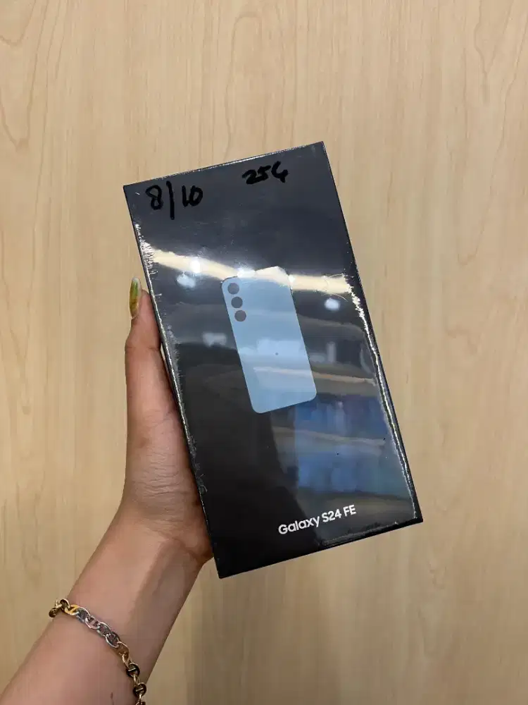 SAMSUNG S24 FE RAM 8/256 GB